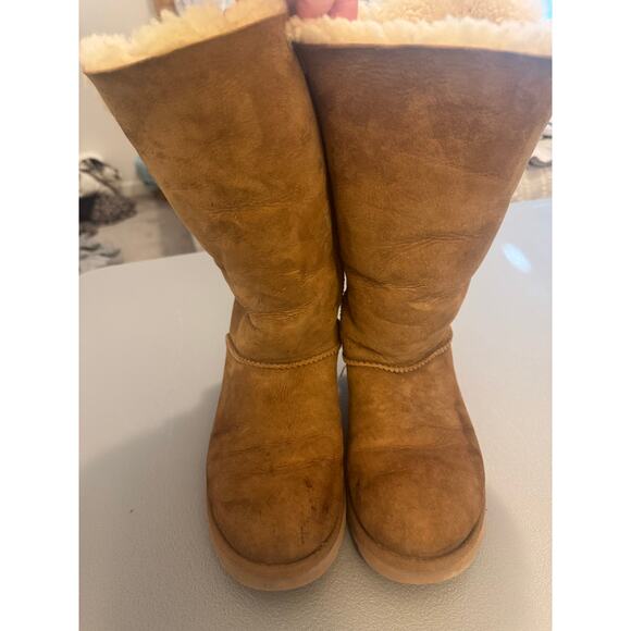 Used UGG Women's Bailey Bow Tall-Chestnut-Size 8 - Picture 2 of 7